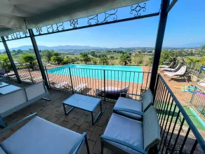 Apt 6 - Magical Grounds With Pool Jacuzzi Sleeps 4 - Pool