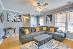 < 4 Mi to Dtwn Greensboro: Renovated Home w/ Yard! - Innenbereich
