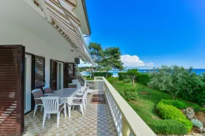 Beachfront apartments Liveric - Vista do quarto