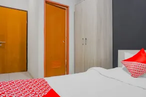 OYO 90220 Pendowo Limo Syariah - Værelse