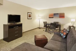 Staybridge Suites Glenview by IHG - Room