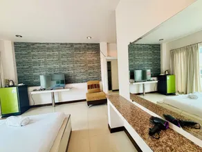 Ree- Riverside hotel - Chambre