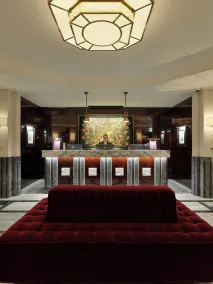 The One Monumental Palace - Reception