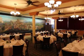 San Remo Hotel - Restaurant