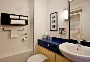 Holiday Inn Express Shrewsbury by IHG - Baño