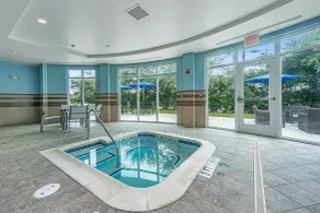 Holiday Inn Express & Suites Charleston Arpt-Conv Ctr Area by IHG - Piscine