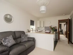 Shoreside Cottage - Stue