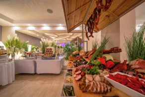 Green Garden Hotel - Restaurante
