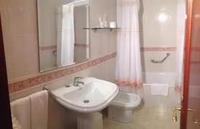 Hotel América Ferrol - Salle de bain
