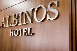 Hotel Albinos - Réception
