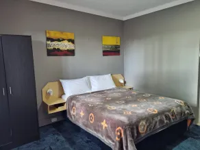 All Seasons Country Lodge - Room