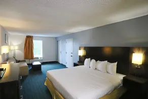 Greenville Inn & Suites - Chambre