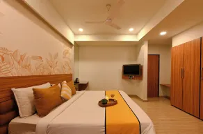 KANCHAN TILAK - Room