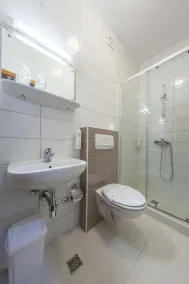 Hotel Almira - Bathroom