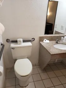 Motel 6-Milwaukee, WI - Glendale - Salle de bain