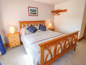 Moorhen House - Room