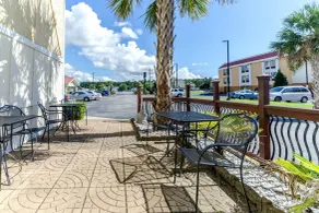 Rodeway Inn & Suites Jacksonville near Camp Lejeune - Piscine