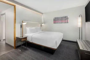 Courtyard by Marriott Athens Downtown - Chambre