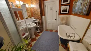 The Lark & Loon Inn - Badezimmer