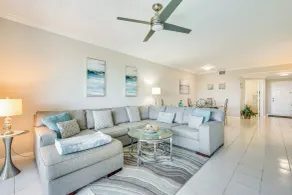 Sleek Naples Condo w/ Balcony: Snowbirds Welcome! - Interior