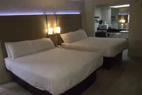 Discovery Inn - Chambre