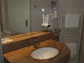Hotel Bauschheimer Hof - Badezimmer