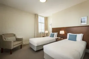 Launceston Central Apartment Hotel Official - Room
