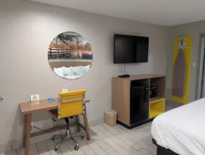 Days Inn by Wyndham Arcadia Louisiana - Rum