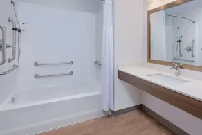 WoodSpring Suites Washington DC Northeast Greenbelt - Salle de bain