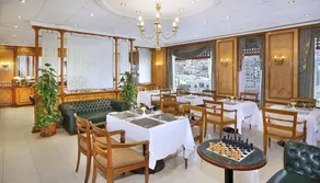 Cairo World Trade Center Hotel & Residences - Restaurant