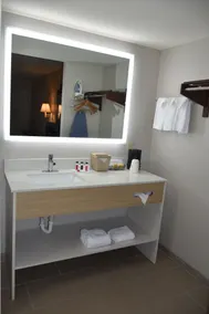 Days Inn by Wyndham Atlanta Stone Mountain - Salle de bain