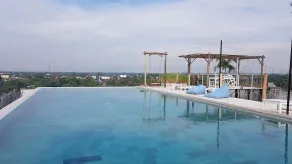 d'primahotel Yogyakarta - Pool