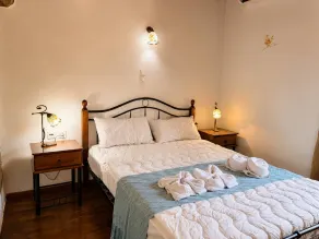 Hidden Oasis Amazing Seaview - Erato 1BD 1BA 4PL - Rom