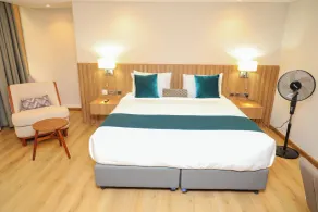 Urbanwoods Hotel Suites by ICON - Room