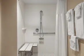 Holiday Inn Express & Suites Phoenix Midtown by IHG - Chambre