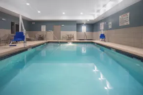 Holiday Inn Express & Suites Sioux City North - Event Center by IHG - Pool