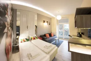 Yourplace Central Apartments - Room