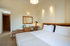 Pantheon City Hotel - Chambre