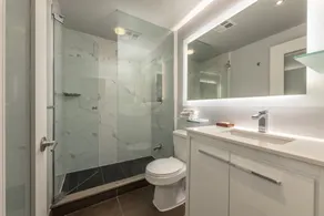 Executive Hotel Cosmopolitan Toronto - Salle de bain