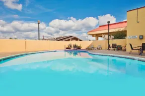 La Quinta by Wyndham Memphis Airport Graceland - Piscine