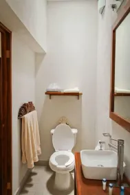Casa Madonna - Bathroom
