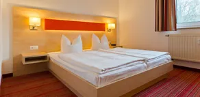 City Hotel - Room
