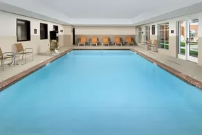 Homewood Suites by Hilton Kansas City Speedway - Piscine