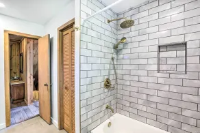 Newly Renovated MountainTop Escape in Burnsville - Innvendig
