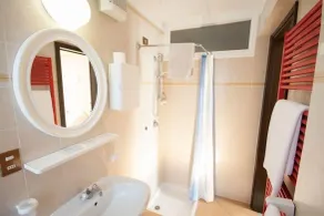 Hotel San Marco - Bathroom