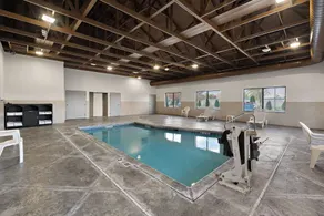 Comfort Suites Columbus East Broad - Piscine