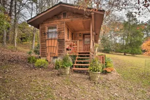 Forest Fantasy: Pet-Friendly Smoky Mtn Escape! - Innvendig