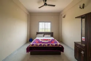 Hotel Amarendra Stay in - Chambre