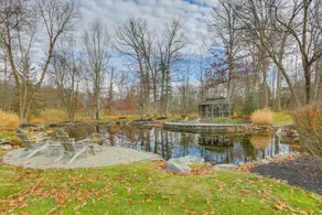 Pond + Gazebo: Expansive Hudson Valley Escape! - Innenbereich