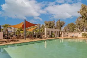 Swim, Golf, Unwind! Queen Creek Home w/ Patio - Innenbereich